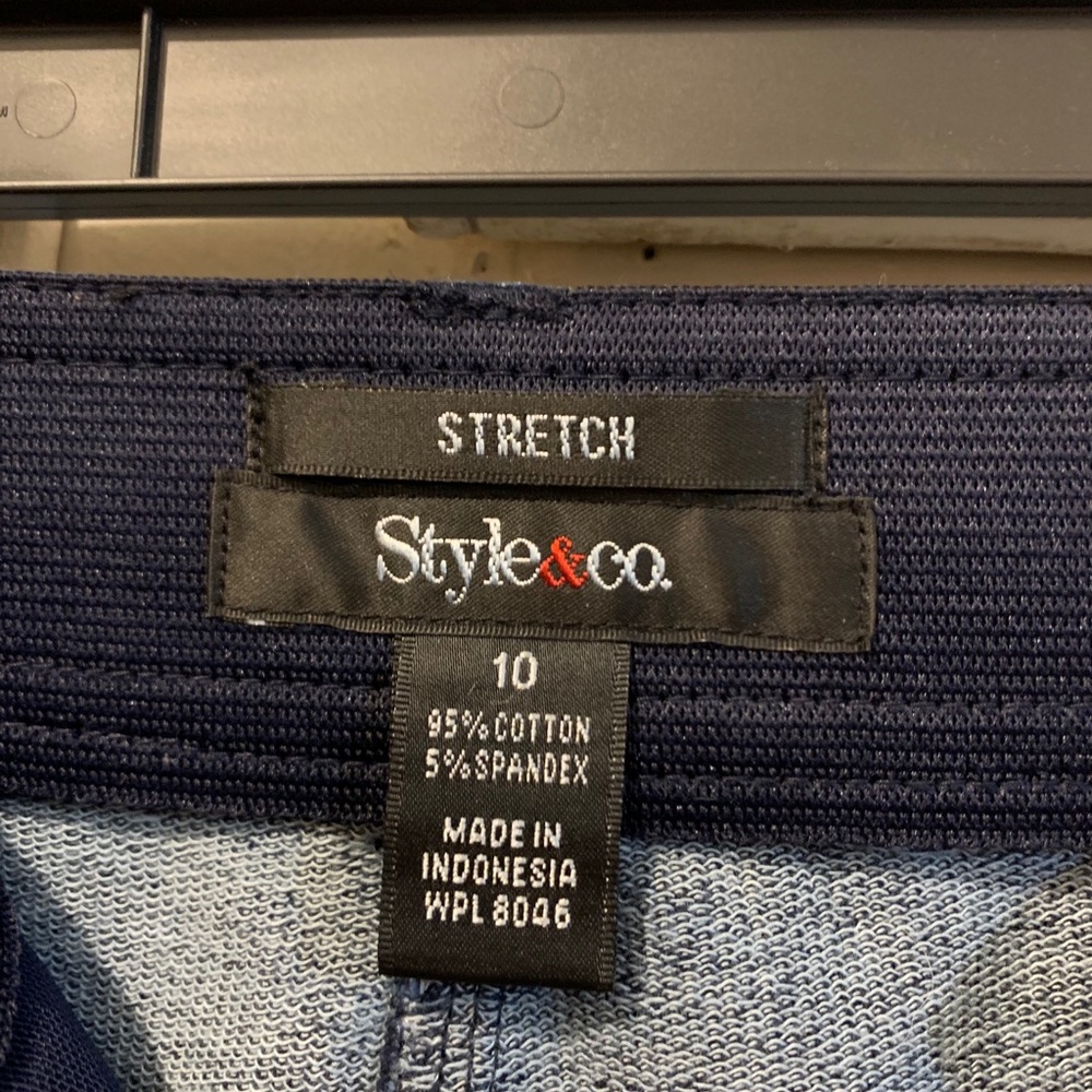 Style&co stretch blue jeans size 10